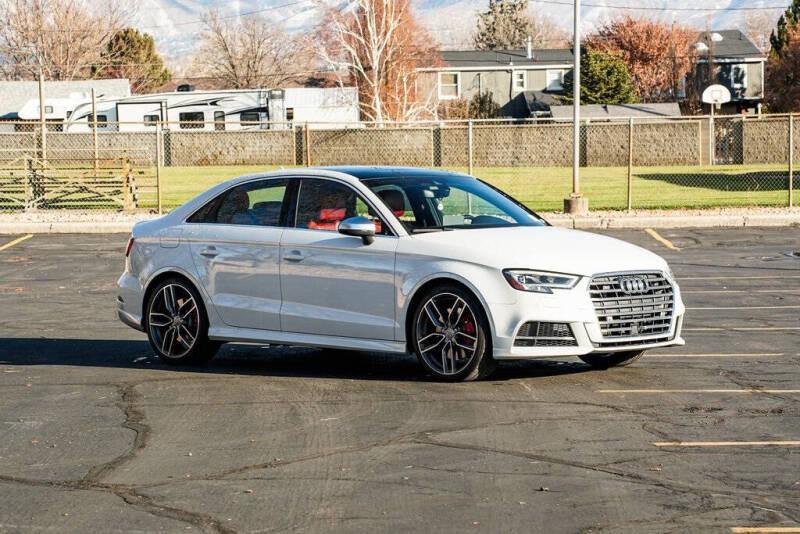2017 Audi S3 2.0T quattro Prestige