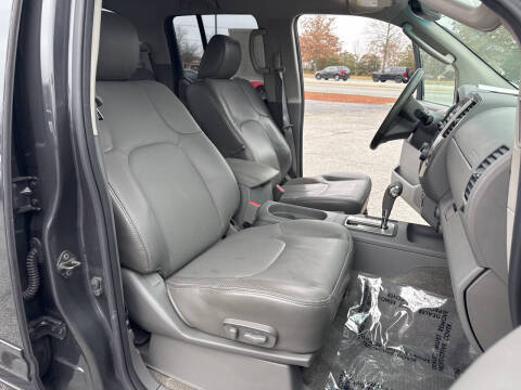 2010 Nissan Frontier LE