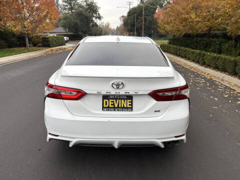 2020 Toyota Camry SE