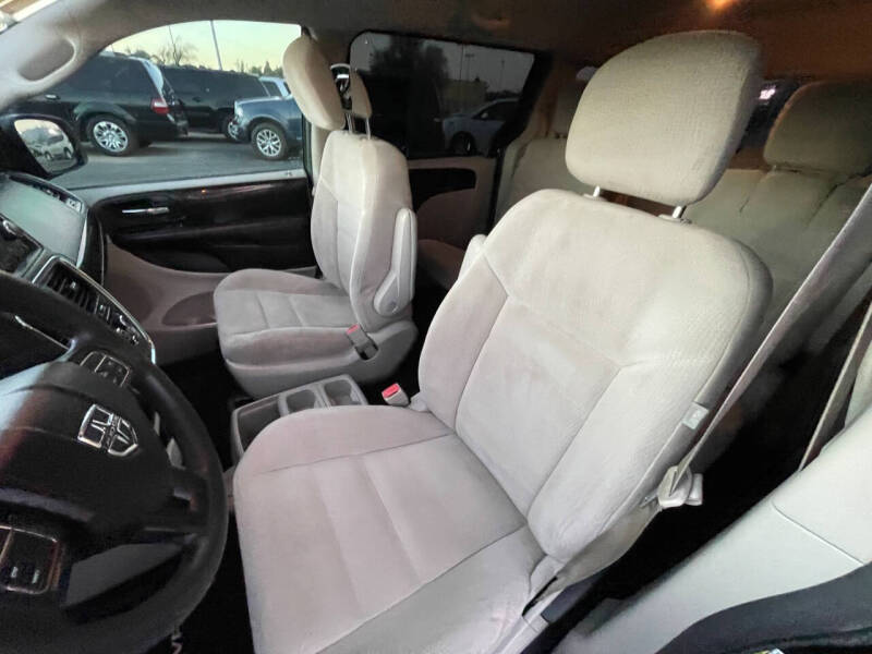 2015 Dodge Grand Caravan SE