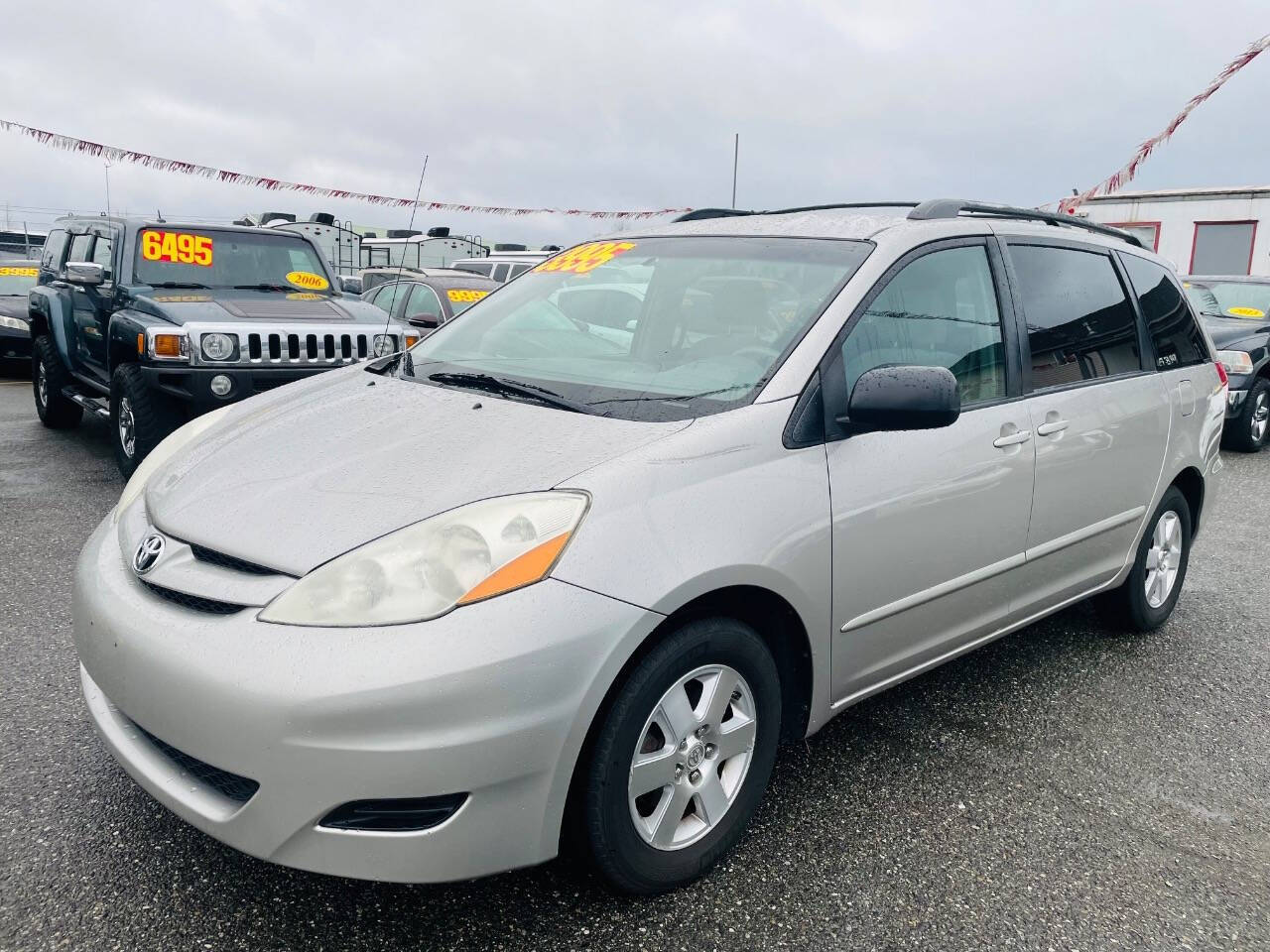 2007 Toyota Sienna for sale at New Creation Auto Sales in Everett, WA