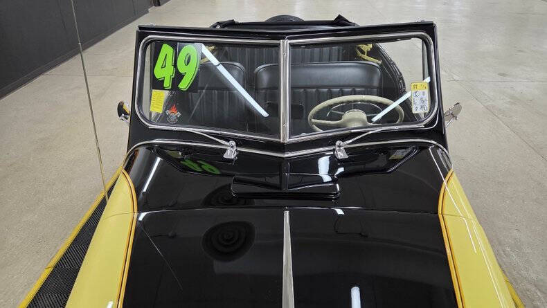 1949 Willys Jeepster