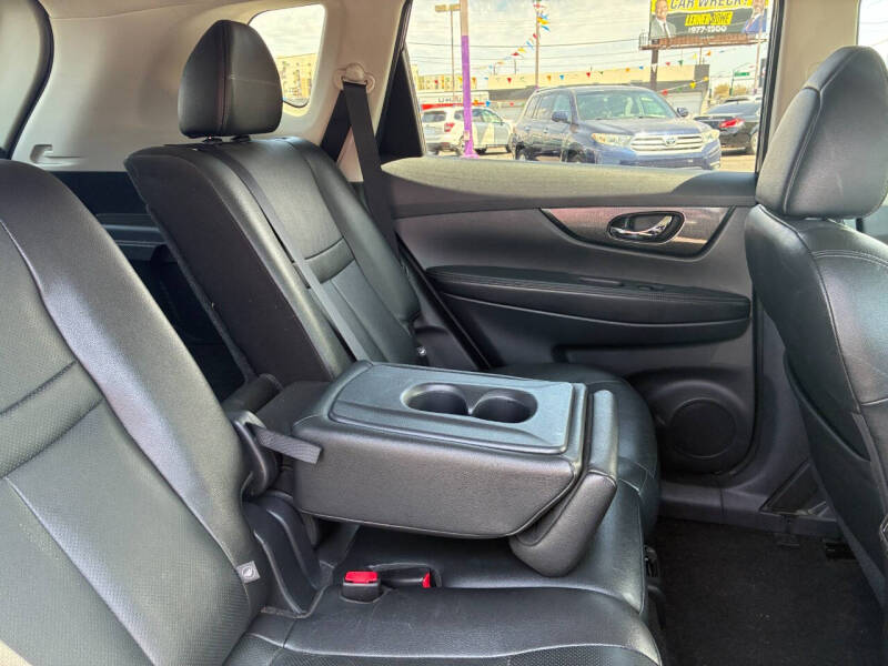2016 Nissan Rogue SL