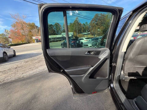 2011 Volkswagen Tiguan SEL