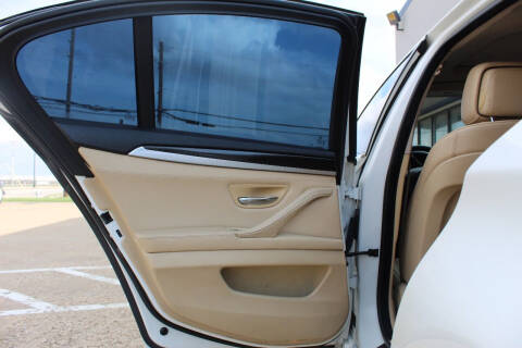 2012 BMW 5 Series 528i