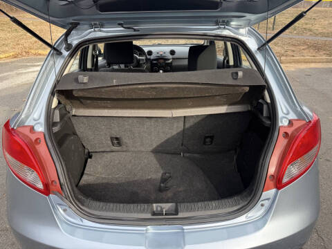 2013 Mazda MAZDA2 Touring