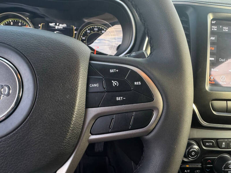 2022 Jeep Cherokee X