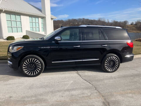 2018 Lincoln Navigator for sale at Car Connections in Kansas City MO