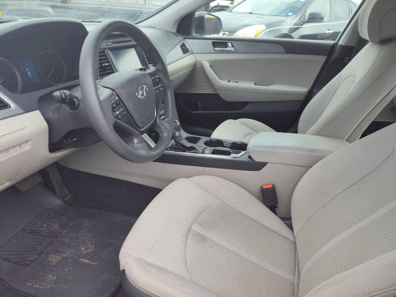 2016 Hyundai Sonata SE