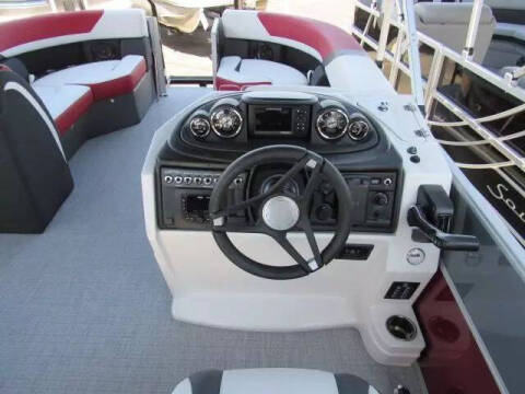2025 South Bay PONTOON 224 E