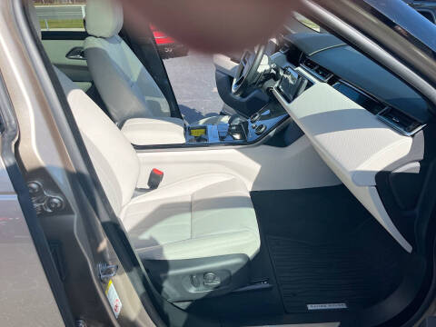 2022 Land Rover Range Rover Velar P250 R-Dynamic S