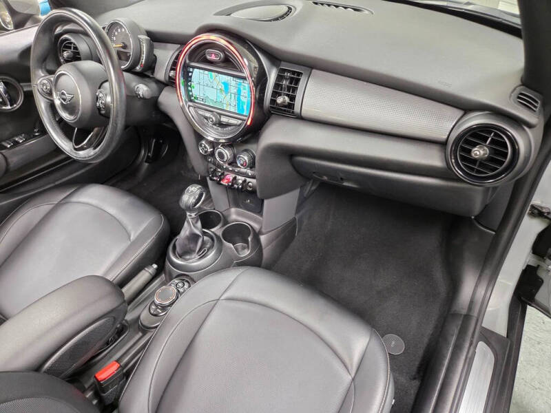 2019 MINI Convertible Cooper