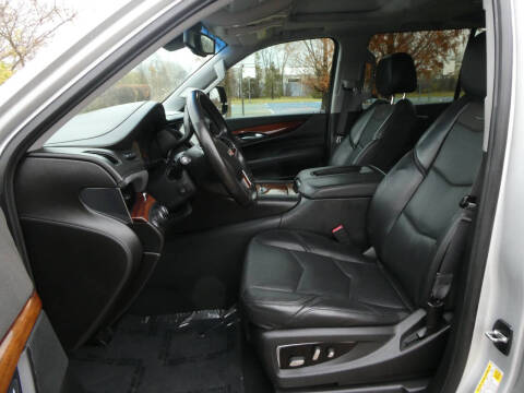 2015 Cadillac Escalade ESV Luxury