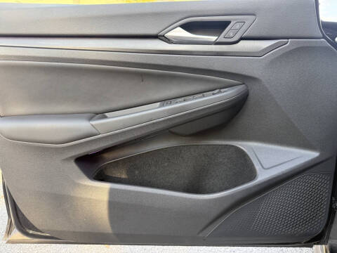 2024 Volkswagen Golf GTI SE