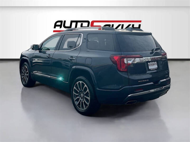 2020 GMC Acadia Denali