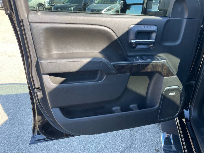 2015 GMC Sierra 3500HD Denali