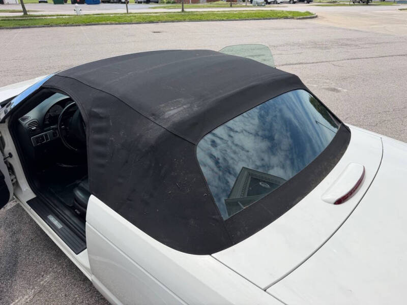 2003 Ford Thunderbird