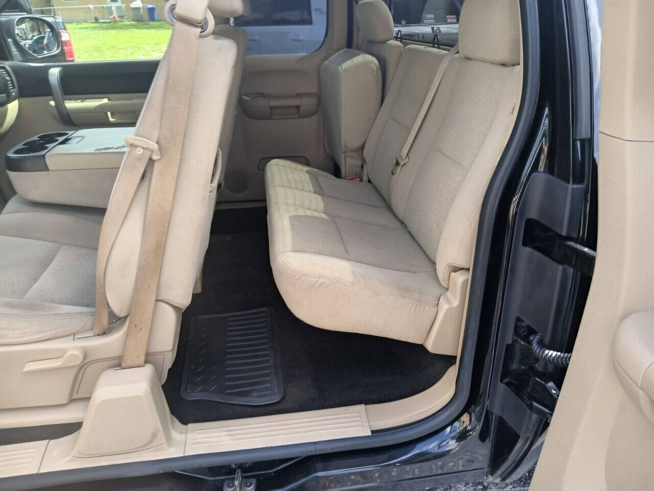 2007 Chevrolet Silverado Pickup - $6,950