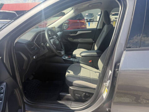 2022 Ford Escape Hybrid SE