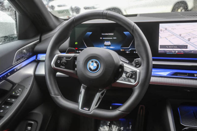 2025 BMW i5 eDrive40