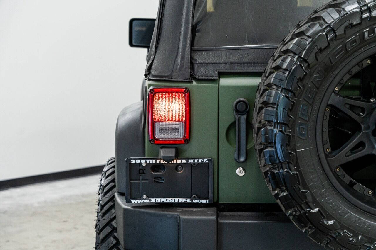 2013 JEEP Wrangler SUV / Crossover - $24,999