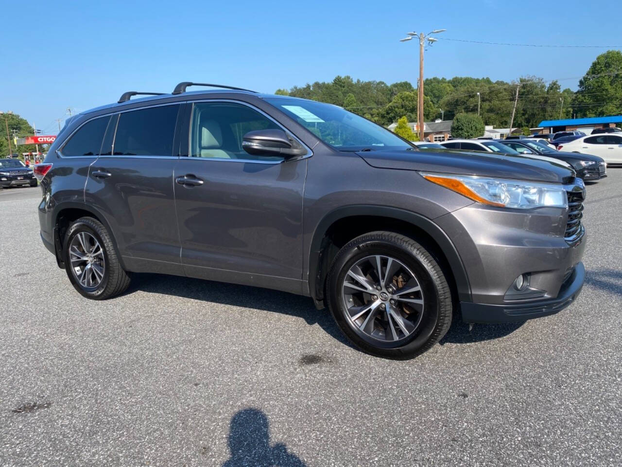 2016 Toyota Highlander for sale at Driven Pre-Owned in Lenoir, NC