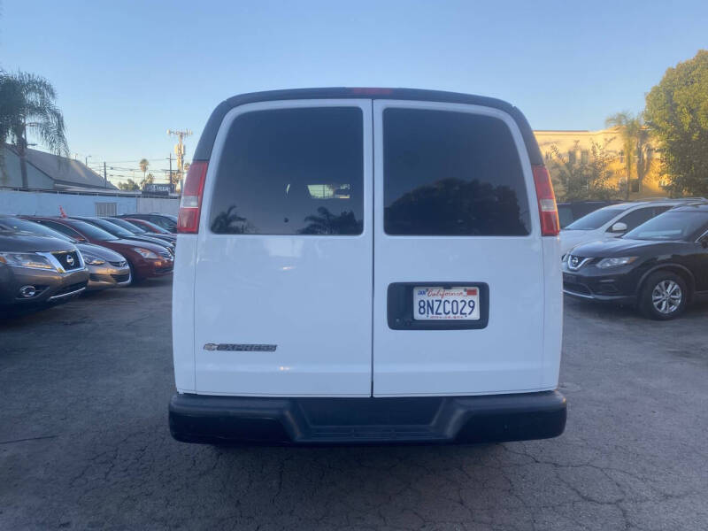 2019 Chevrolet Express LS 2500