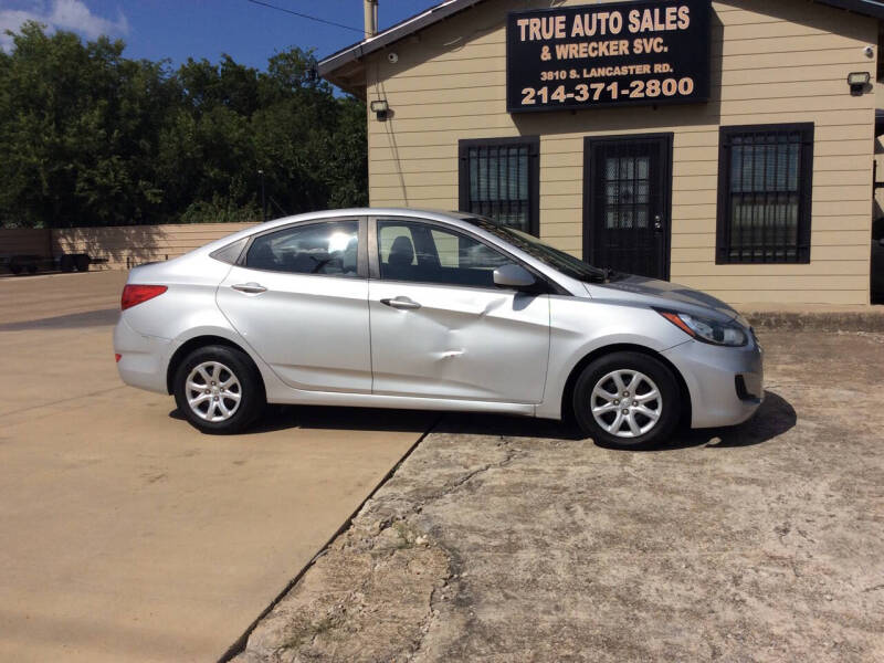 2012 Hyundai Accent GLS