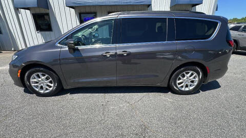 2022 Chrysler Pacifica Touring L