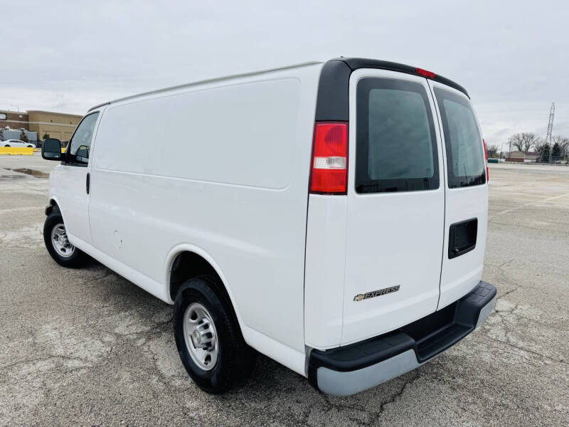 2019 Chevrolet Express 2500