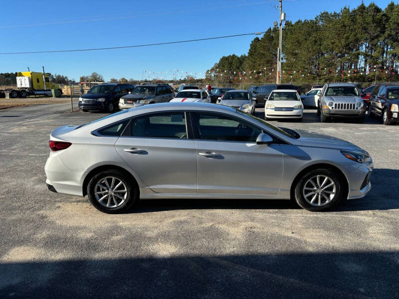 2018 Hyundai Sonata SE photo 4