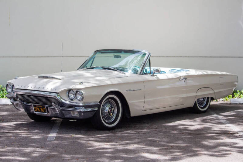 1964 Ford Thunderbird