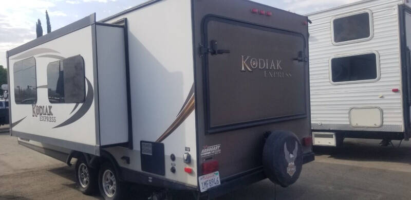 2013 Dutchmen Kodiak Express 216es