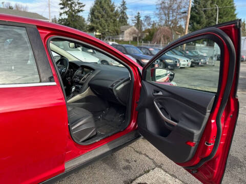 2012 Ford Focus SEL