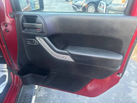 2012 Jeep Wrangler Sahara