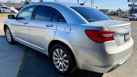 2012 Chrysler 200 Touring