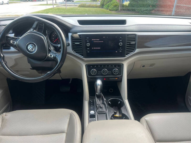 2018 Volkswagen Atlas V6 SE