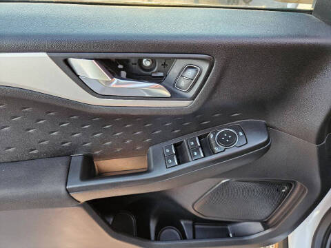 2020 Ford Escape Hybrid SE Sport