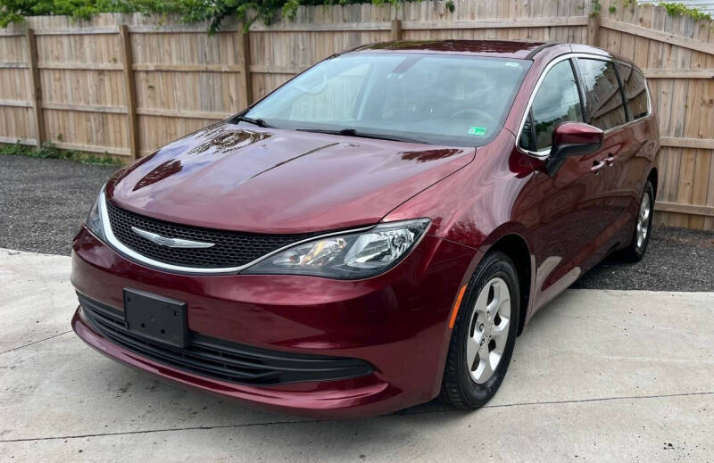 2017 Chrysler Pacifica LX