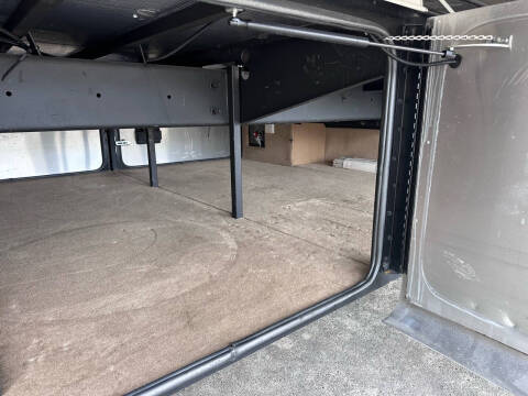 2019 Tiffin Phaeton 40qkh BUNK BEDS, King Bed