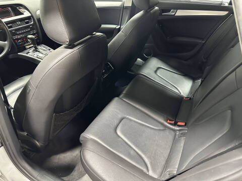 2009 Audi A4 2.0T quattro Prestige