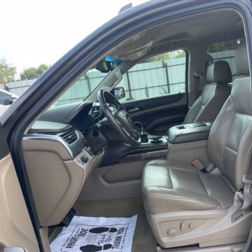 2016 Chevrolet Suburban LT