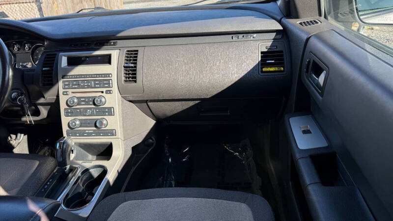 2009 Ford Flex SE