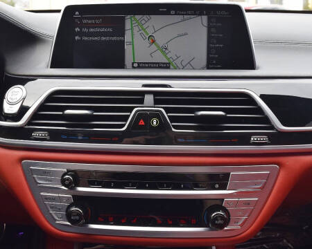 2022 BMW 7 Series M760i xDrive