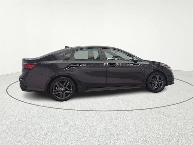 2020 Kia Forte GT Line