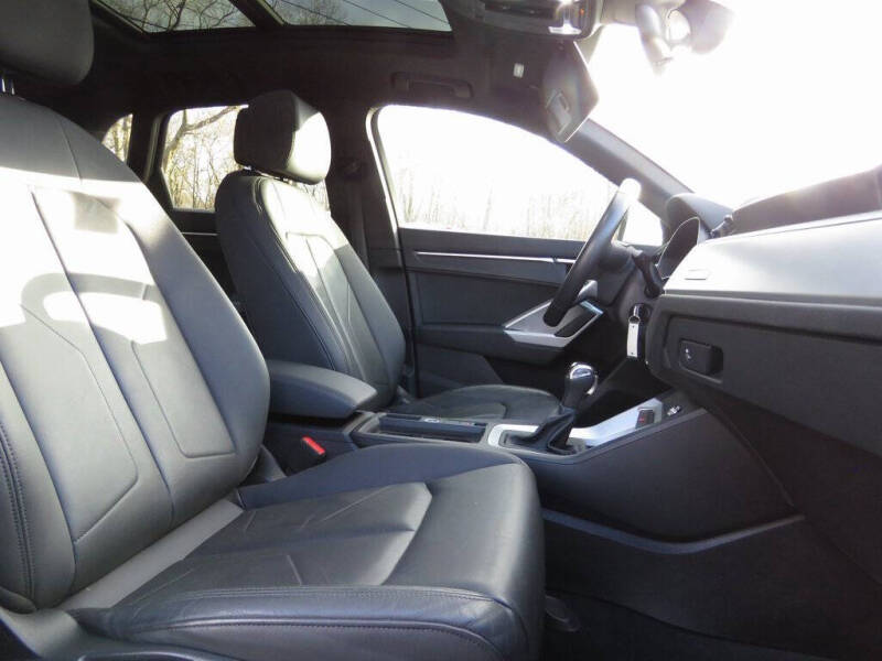 2019 Audi Q3 quattro Premium 45 TFSI