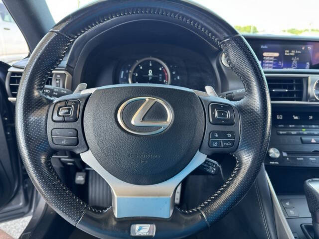 2017 Lexus IS 200t