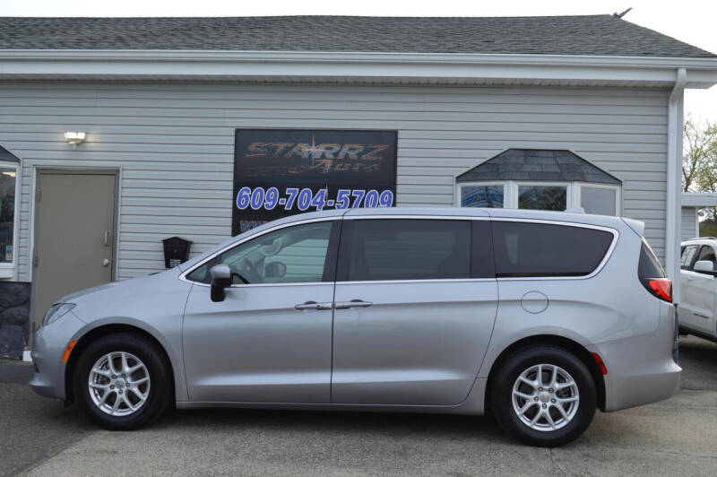 2017 Chrysler Pacifica LX