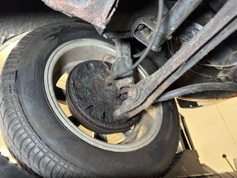 1977 Volkswagen Super Beetle