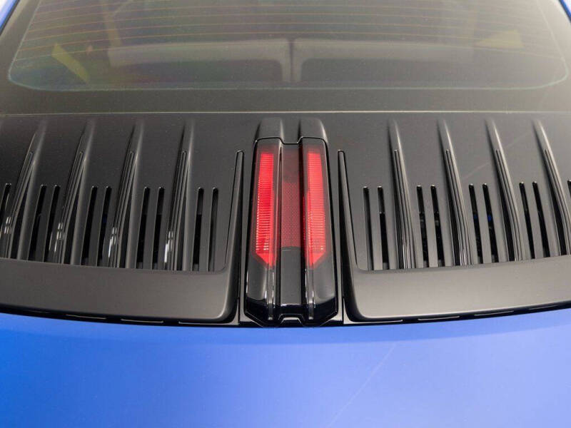 2025 Porsche 911 Carrera